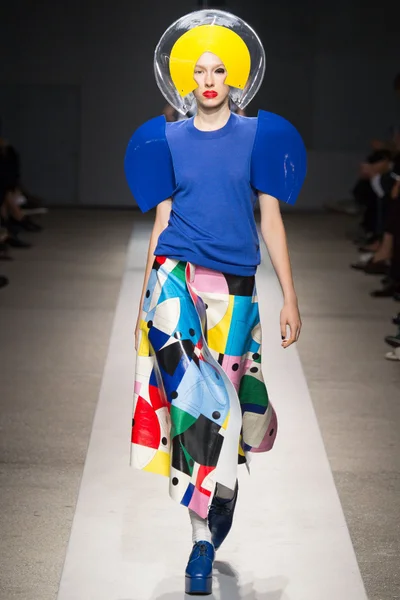 Look 43